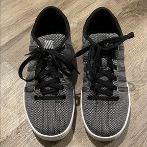 K-Swiss women’s 8.5 sneakers! Black and silver canvas with white sole!